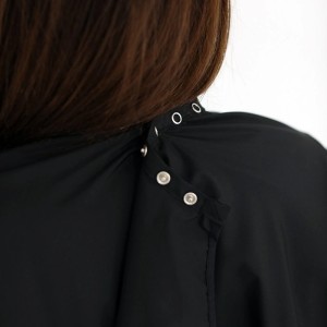 Hairdresser’s cape WakoCrinkle